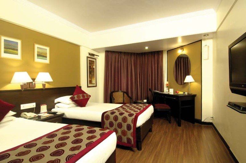 Ramee Grand Hotel And Spa, Pune Exterior photo