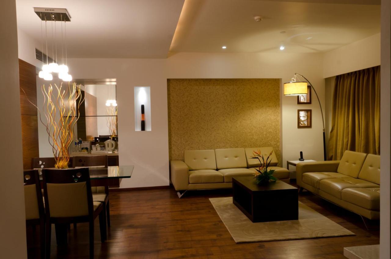 Ramee Grand Hotel And Spa, Pune Exterior photo