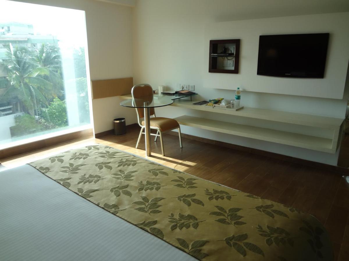 Ramee Grand Hotel And Spa, Pune Room photo